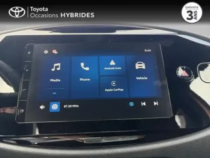 Photo 14 Toyota Aygo  X 116h Graphic