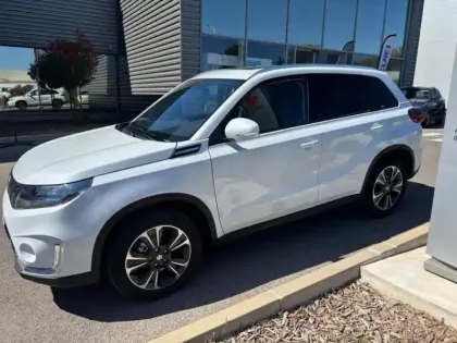 Photo 8 Suzuki Vitara  1.4 Boosterjet Hybrid 129ch Style