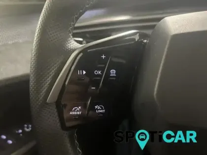 Photo 13 Peugeot 5008  Hybrid 145ch GT e-DCS6