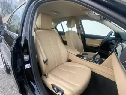 Photo 21 BMW Serie 3 Série 3 330eA 252ch Luxury