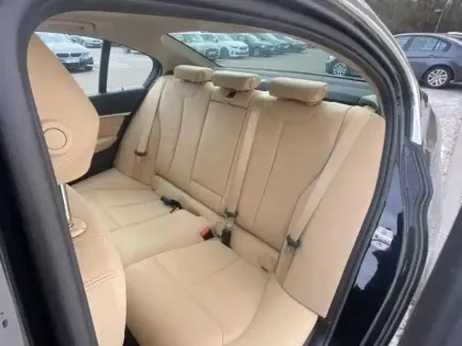 Photo 24 BMW Serie 3 Série 3 330eA 252ch Luxury