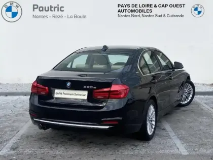 Photo 16 BMW Serie 3 Série 3 330eA 252ch Luxury