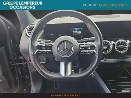 Photo 11 Mercedes GLA  180 d 116ch AMG Line 8G-DCT