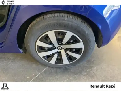 Photo 7 Renault Clio  1.6 E-Tech hybride 145ch Equilibre
