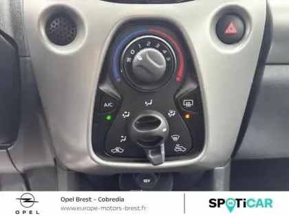 Photo 29 Peugeot 108  1.0 VTi Style 5p