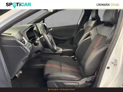 Photo 8 Renault Clio  1.6 E-Tech hybride 145ch RS Line