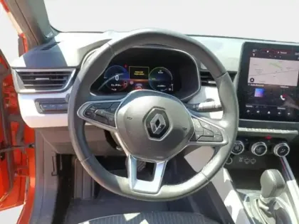 Photo 20 Renault Clio  1.6 E-Tech hybride 145ch Techno