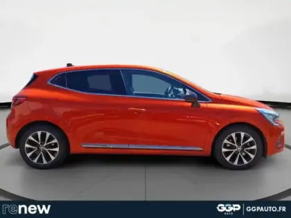 Photo 11 Renault Clio  1.6 E-Tech hybride 145ch Techno