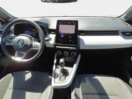 Photo 18 Renault Clio  1.6 E-Tech hybride 145ch Techno