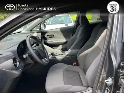 Photo 13 Toyota C-HR  2.0 Hybride 200ch Design MY25