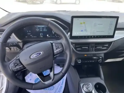 Photo 13 Ford Kuga  2.5 Duratec 180 ch Hybrid FlexiFuel Titanium Powershift