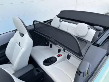 Photo 11 Mini Cooper  Cabrio S 204ch Favoured DKG7