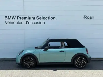 Photo 13 Mini Cooper  Cabrio S 204ch Favoured DKG7
