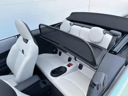 Photo 27 Mini Cooper  Cabrio S 204ch Favoured DKG7