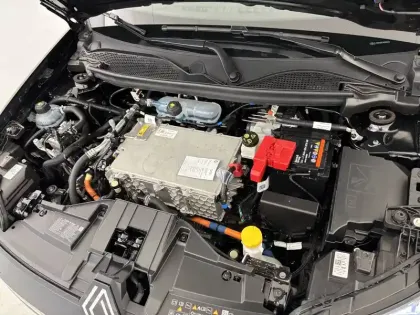 Photo 40 Renault 5 Renault  E-Tech Electrique 10 ch autonomie confort