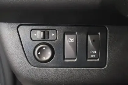 Photo 15 Dacia Spring 