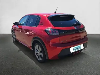 Photo 6 Peugeot 208  Electrique 50 kWh 136ch