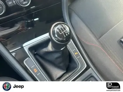 Photo 12 Volkswagen Golf  1.0 TSI 110