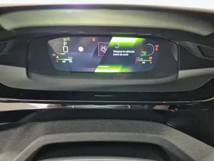 Photo 9 Peugeot 408  Hybrid 145 e-DCS6