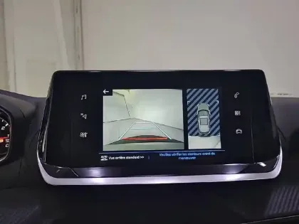 Photo 39 Peugeot 2008  PureTech 100 S&S BVM6
