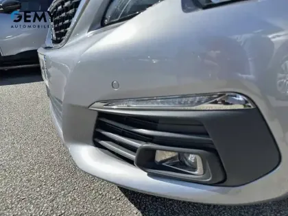 Photo 38 Peugeot 308  PureTech 130ch S&S EAT8
