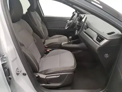 Photo 24 Renault Captur  E-Tech full hybrid 145 ch