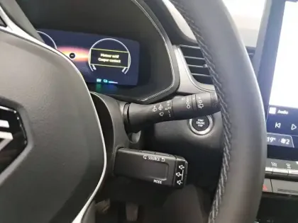 Photo 30 Renault Captur  E-Tech full hybrid 145 ch