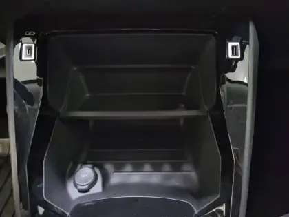 Photo 51 Peugeot 2008  Electrique 136 ch
