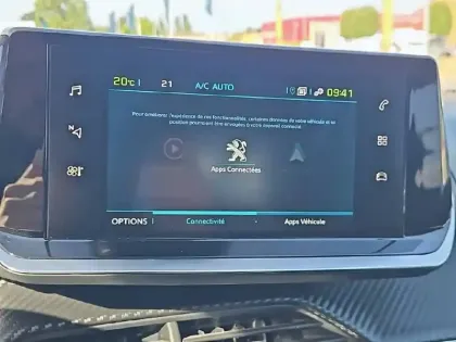 Photo 20 Peugeot 2008  Electrique 136 ch