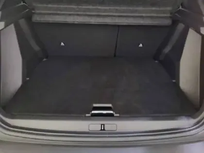 Photo 26 Peugeot 2008  Electrique 136 ch