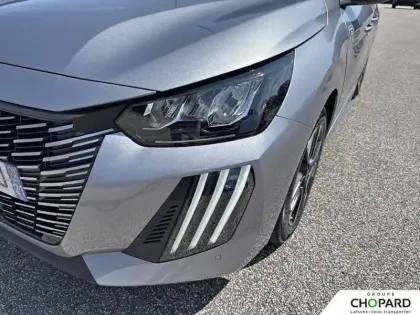 Photo 23 Peugeot 208  Hybrid 110 ch e-DCS6