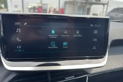 Photo 22 Peugeot 2008  Electrique 54 kWh 156 ch