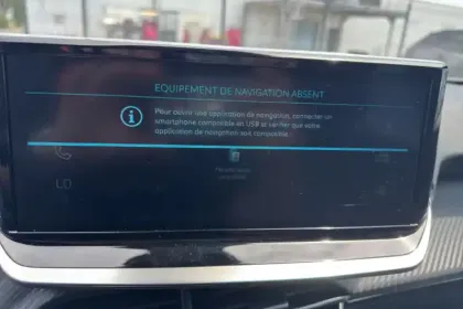 Photo 21 Peugeot 2008  Electrique 54 kWh 156 ch