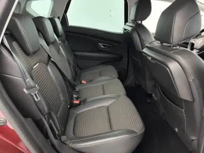 Photo 24 Renault Scenic  dCi 110 Energy EDC