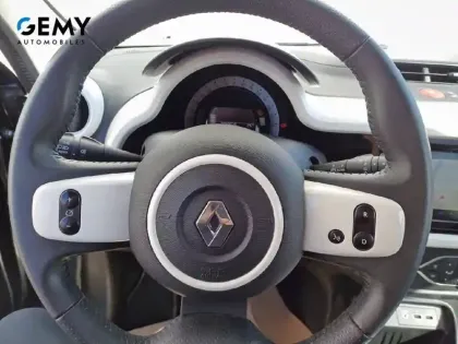 Photo 15 Renault Twingo  III Achat Intégral - 21