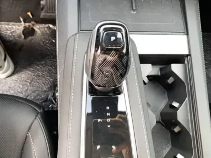Photo 16 Mg S9 MG PHEV 299 ch