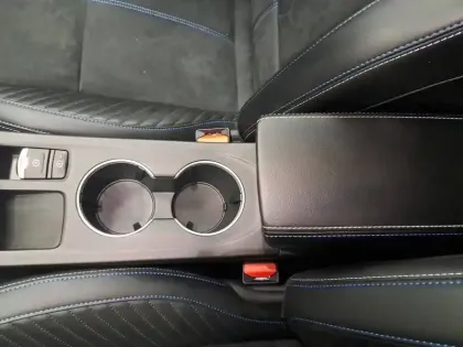 Photo 33 Renault Arkana  E-Tech full hybrid 145 GSR2