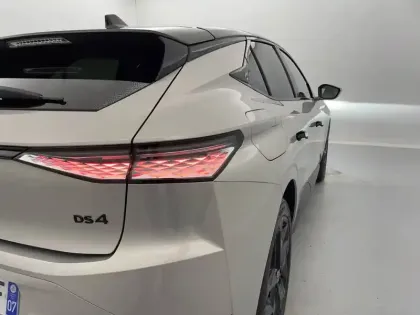 Photo 30 DS DS 4  Hybride E-Tense 225 EAT8