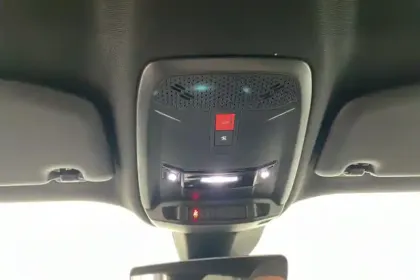 Photo 22 Peugeot 2008  Electrique 136 ch