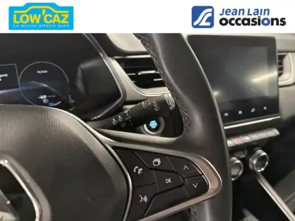 Photo 11 Renault Captur  E-Tech Plug-in 160