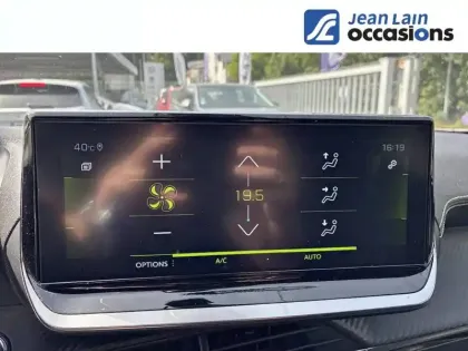 Photo 14 Peugeot 2008  PureTech 130 S&S EAT8