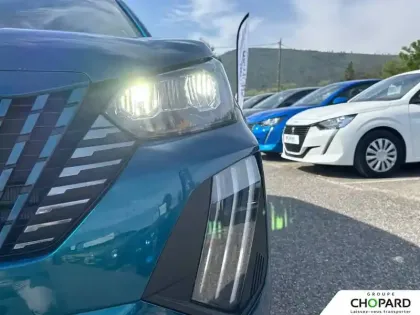 Photo 22 Peugeot 2008  Electrique 54 kWh 156 ch