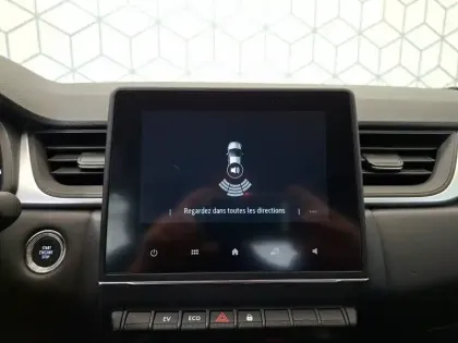 Photo 19 Renault Captur  E-Tech full hybrid 145