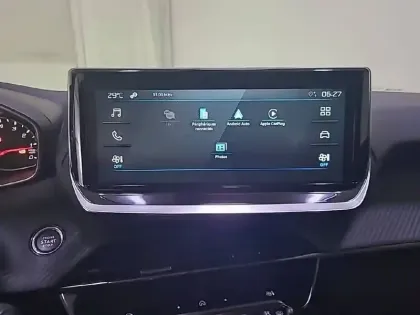 Photo 20 Peugeot 208  PureTech 100 S&S BVM6