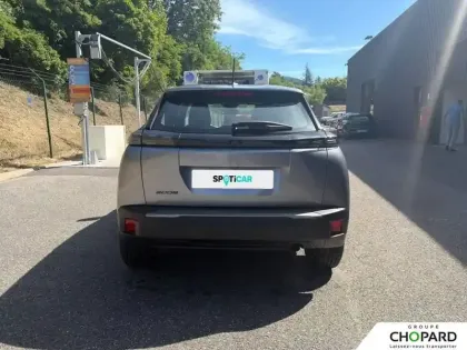 Photo 28 Peugeot 2008  100 S&S BVM6