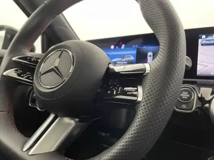 Photo 24 Mercedes Classe A  200 d