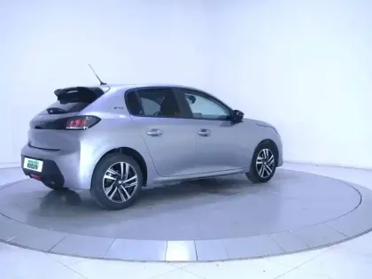 Photo 24 Peugeot 208  PureTech 100 S&S EAT8