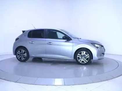 Photo 23 Peugeot 208  PureTech 100 S&S EAT8