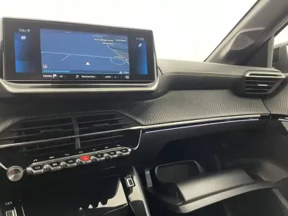Photo 27 Peugeot 208  PureTech 100 S&S BVM6