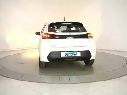 Photo 9 Peugeot 208  PureTech 75 S&S BVM5